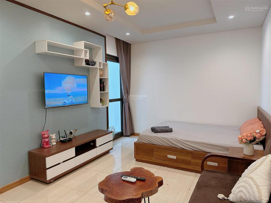 Bán căn hộ 1pn lớn 2 ban công tầng trung hướng đông nam