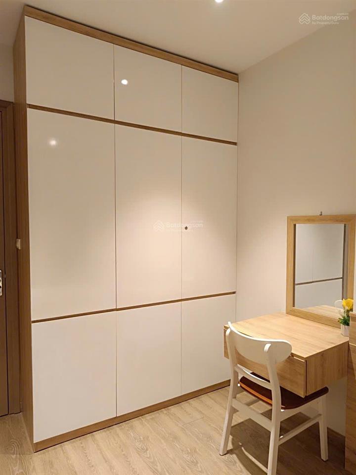 Cho thuê căn hộ 2pn  2 wc bim 24 tầng