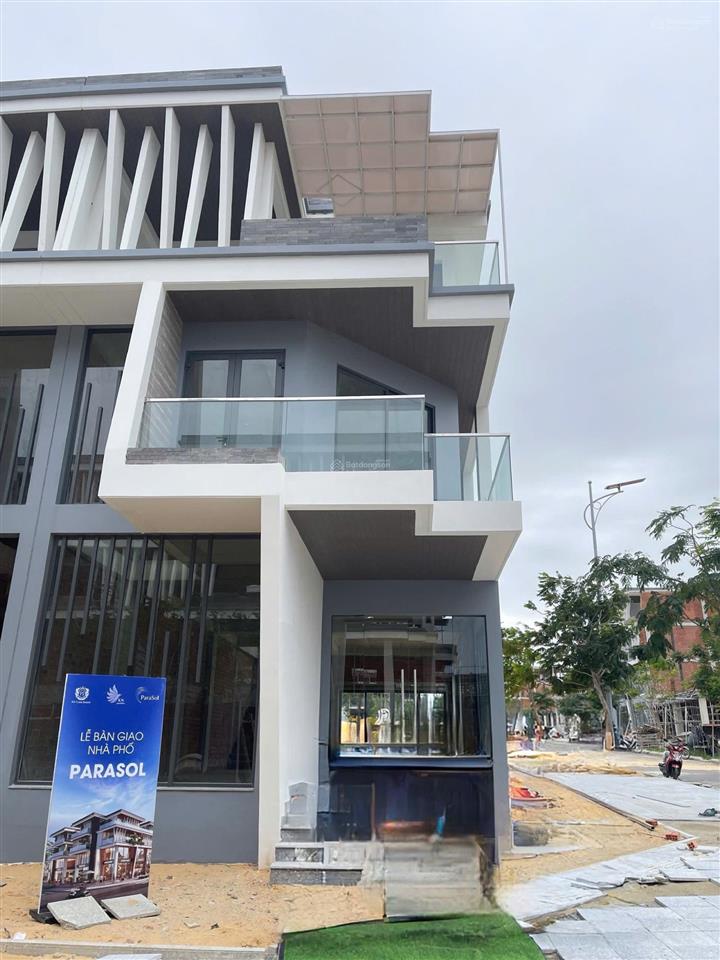 Bán lô góc biệt thự đẹp mặt sau công viên giá chỉ 6,1 tỷ, 167,5 m2 xây thô hoàn thiện mặt ngoài