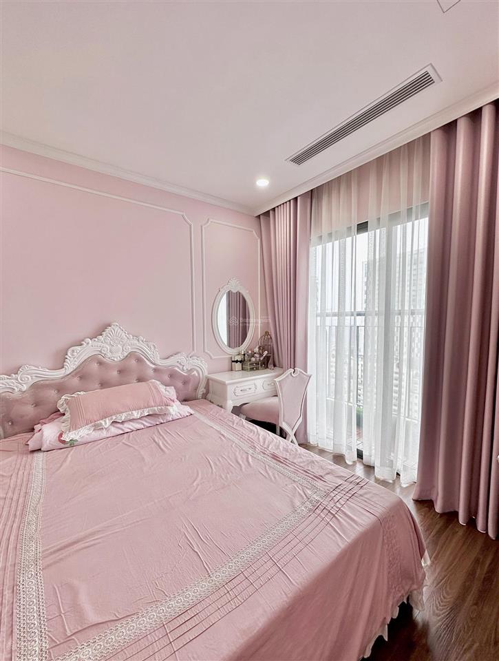Chính chủ bán gấp căn hộ view triệu đô 100 triệu/m2, 132m2, 3pn full đồ sẵn về ở ngay
