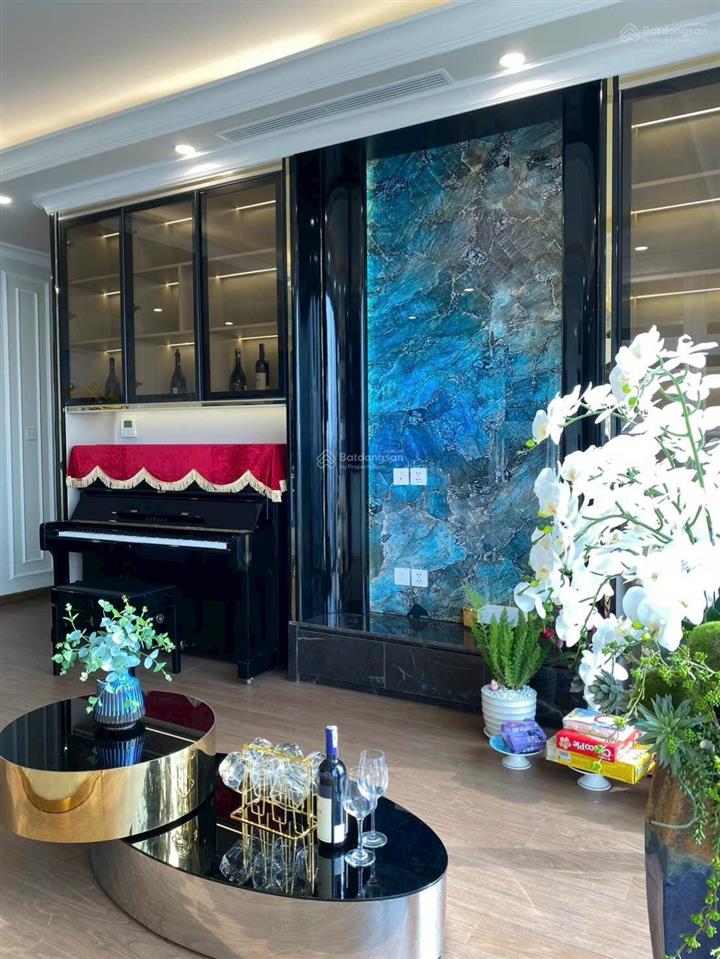 Bán nhanh căn hộ the matrix one mễ trì 114,5 m2  3 ngủ  full đồ  15,5 tỷ bao phí có thương lượng