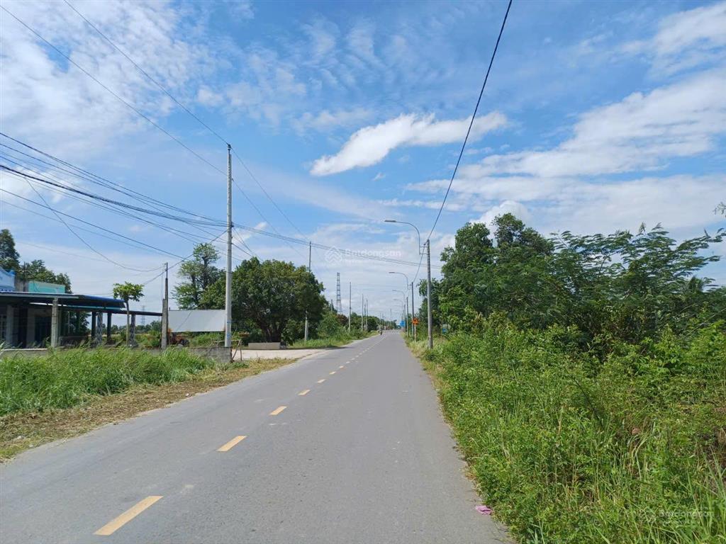 Bán 680m2 qui hoạch full hồng , có 300m2 ođt