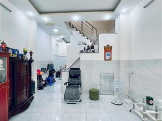 Bán nhà đường cách mạng tháng tám 3 tầng đẹp 7.5 tỷ