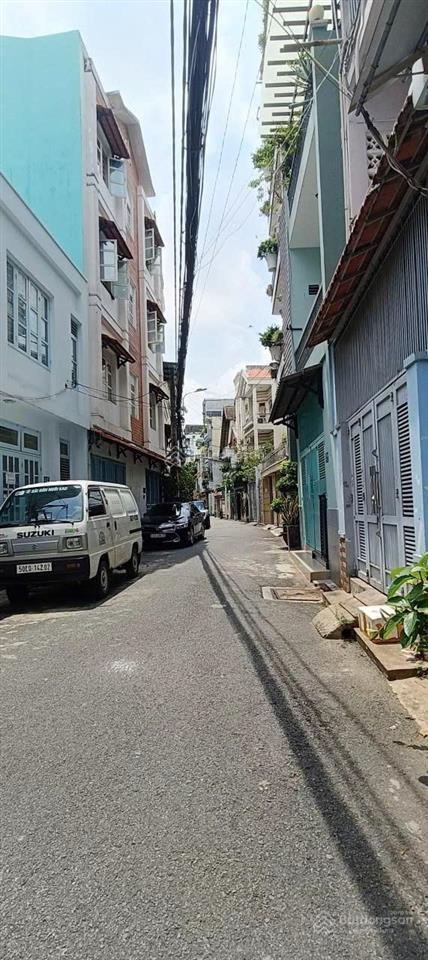 Bán nhà đường chấn hưng gần quận 10, 50m2, 4 tầng, hẻm xe hơi, 8 tỷ