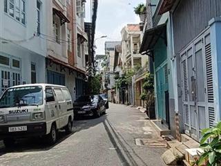Bán nhà đường chấn hưng gần quận 10, 50m2, 4 tầng, hẻm xe hơi, 8 tỷ