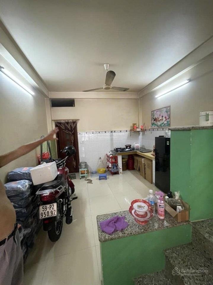 Giá tốt bán nhà đường lạc long quân, ngã tư bảy hiền 54m2, 3 tầng, chỉ 5.9 tỷ