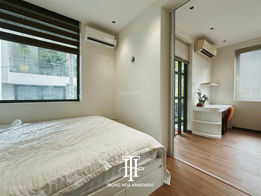 Cho thuê căn hộ full nội thất 1pn võ thị sáu quận 3 ban công thoáng mát ngay công viên lê văn tám