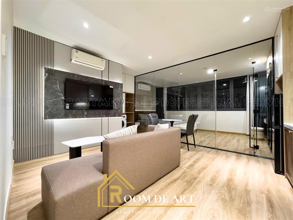 Cho thuê căn hộ 1pn phạm viết chánh quận 1 cửa sổ lớn gần phố tây bùi viện