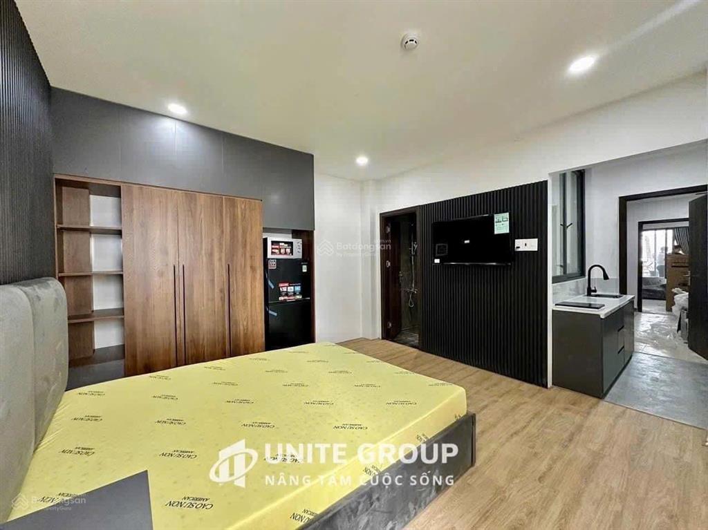 Cho thuê căn hộ studio full nội thất cửa sổ thoáng trần hưng đạo quận 5 gần đại học sài gòn