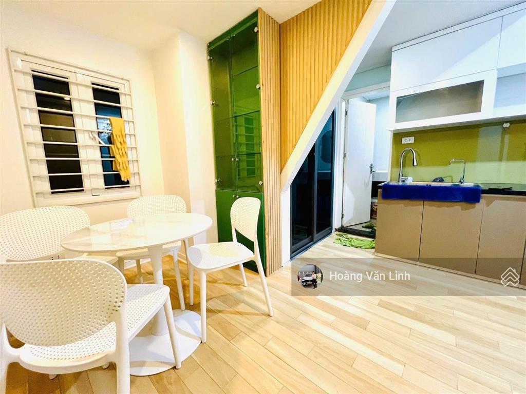 Căn hộ cao cấp tt vĩnh hồ  2 ngủ, 2wc  ô tô đỗ cửa  full nội thất như hình. dân trí cao, ở sướng