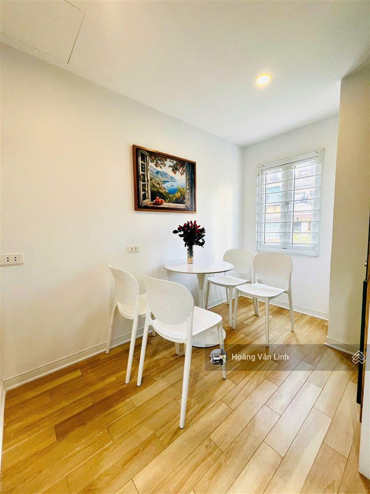 Căn hộ cao cấp tt vĩnh hồ  2 ngủ, 2wc  ô tô đỗ cửa  full nội thất như hình. dân trí cao, ở sướng