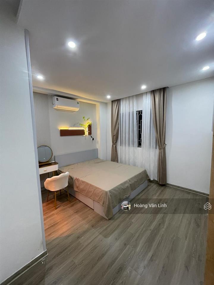 Cc cao cấp nguyễn cơ thạch  dt 85m2  3 ngủ  2wc. full nội thất như hình. sẵn ở ngay!