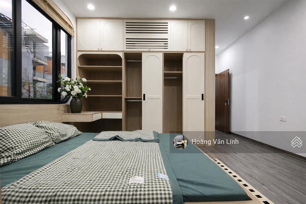 Tầm tiền hiếm. nguyễn tuân  5 tầng lô góc ô tô tránh. dt 30m mt 3,7m. ảnh thật 100%. sẵn ở ngay!