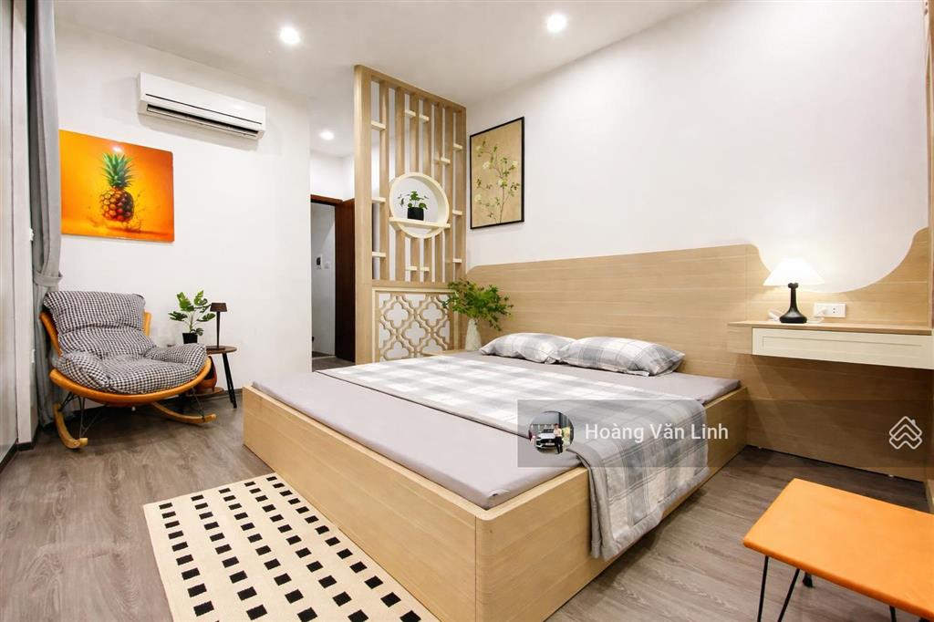 Tầm tiền hiếm. nguyễn tuân  5 tầng lô góc ô tô tránh. dt 30m mt 3,7m. ảnh thật 100%. sẵn ở ngay!