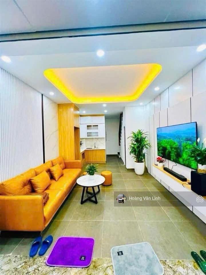 [mót bán] hạ chào 500tr  phạm văn đồng 6 tầng thang máy  full nội thất như hình. chỉ 10.9 tỷ
