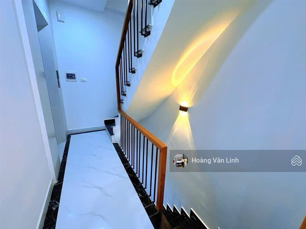 [mót bán] hạ chào 500tr  phạm văn đồng 6 tầng thang máy  full nội thất như hình. chỉ 10.9 tỷ