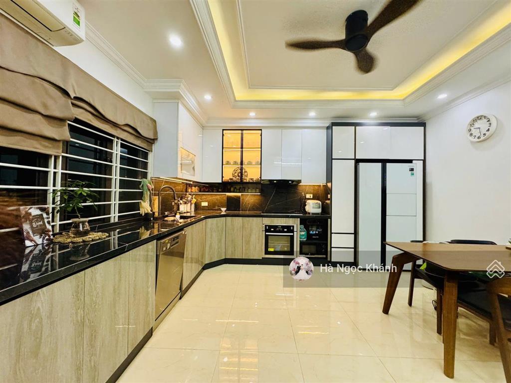 !! phân lô bàn cờ, ô tô tránh, vỉa hè đá bóng phố lê quang đạo 20,5 tỷ 53m hàng chuẩn kinh doanh