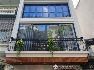 !!! hoàng quốc việt 25 tỷ 67m 5 tầng thang máy xây mới ô tô tránh, 2 thoáng. ở sướng đón tết