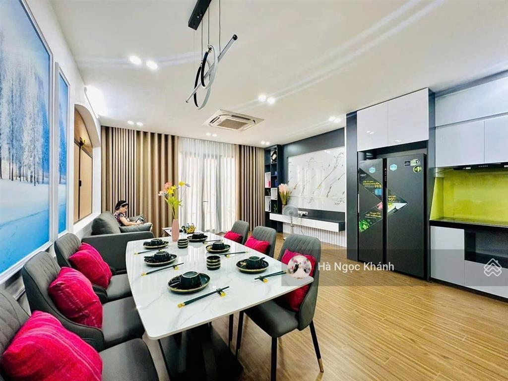 Đường 5.5m ô tô tránh  vỉa hè  lô góc lê quang đạo  22 tỷ 60m  6 tầng xây mới  thang máy