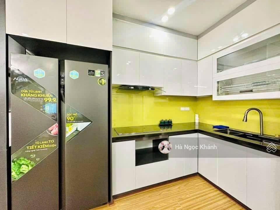 Phân lô ô tô tránh  vỉa hè  6 tầng thang máy  2 thoáng  hoàng văn thái  16,9 tỷ 52m