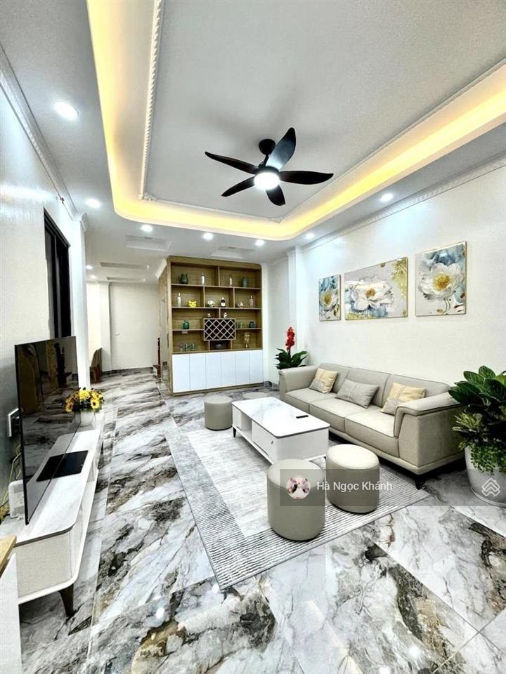 Phân lô 2 thoáng  ô tô tránh  vỉa hè đá bóng  nguyễn thị định  25 tỷ 52m  ở/kinh doanh sướng