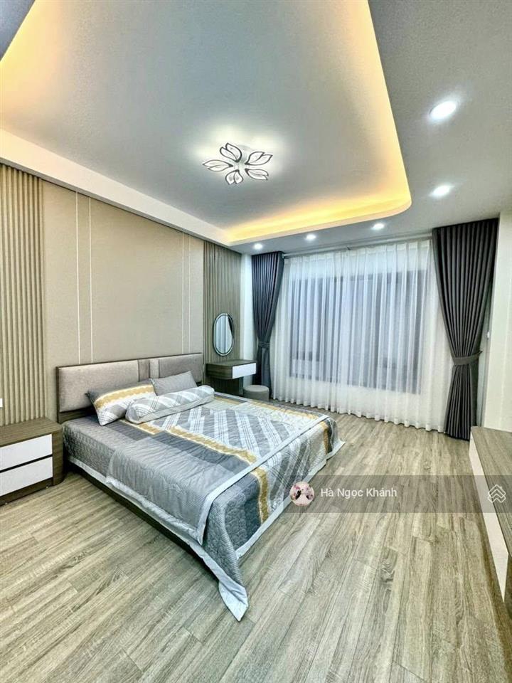 Phân lô 2 thoáng  ô tô tránh  vỉa hè đá bóng  nguyễn thị định  25 tỷ 52m  ở/kinh doanh sướng
