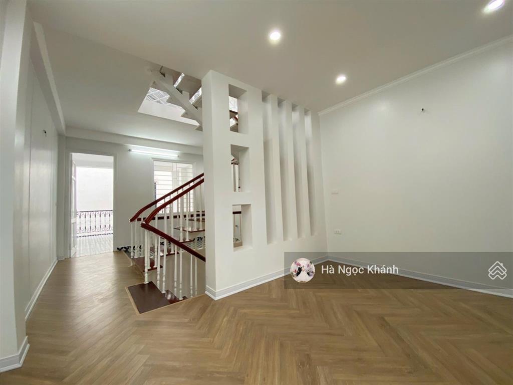 [hạ 2 tỷ] phân lô bàn cờ  ô tô tránh  vỉa hè kinh doanh  hoàng quốc việt  30 tỷ 76,5m  5 tầng