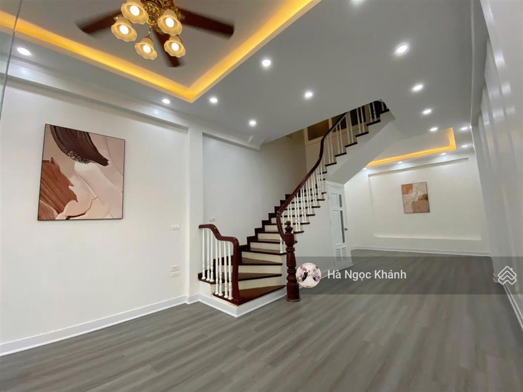 [hạ 2 tỷ] phân lô bàn cờ  ô tô tránh  vỉa hè kinh doanh  hoàng quốc việt  30 tỷ 76,5m  5 tầng