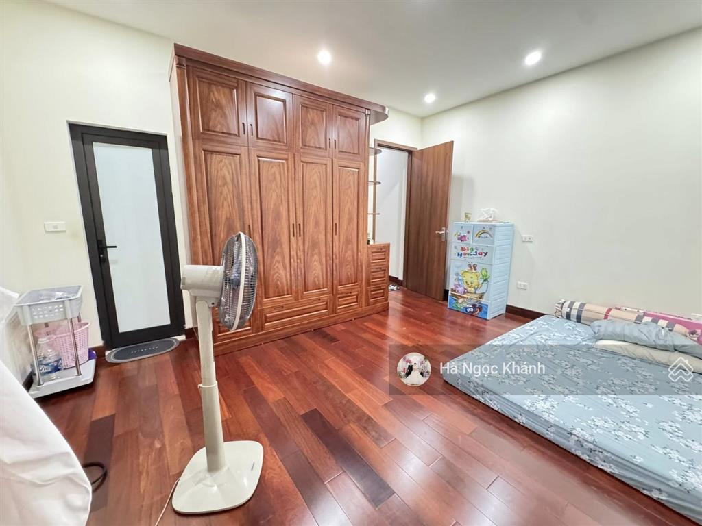 Hạ 2 tỷ | hồng đô | phân lô ô tô tránh thông suốt | vỉa hè 2 bên kinh doanh | 4 tầng đẹp ở ngay