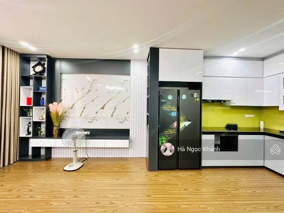 Nguyễn thị định  phân lô bàn cờ ô tô tránh, vỉa hè kinh doanh  34 tỷ 62,6m  6 tầng  thang máy
