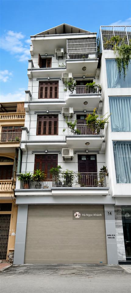 Nguyễn khánh toàn  phân lô ô tô thông  2 thoáng gara t1  17,5 tỷ 63m  ở sướng/kinh doanh đỉnh