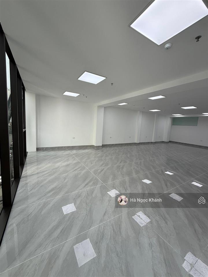 8,6m mặt tiền quyền lực | mp dương khuê | building 8 tầng | thang máy | lô góc vỉa hè kinh doanh