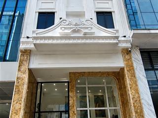 Dành riêng cho chủ nhân danh giá nhất  ô tô tránh, vỉa hè nguyễn cơ thạch  105m 8 tầng/thang máy