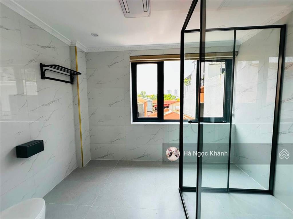 6,5m mặt tiền quyền lực | vỉa hè | mặt phố phạm văn đồng | 35m | 8 t | thang máy | kdoanh vip