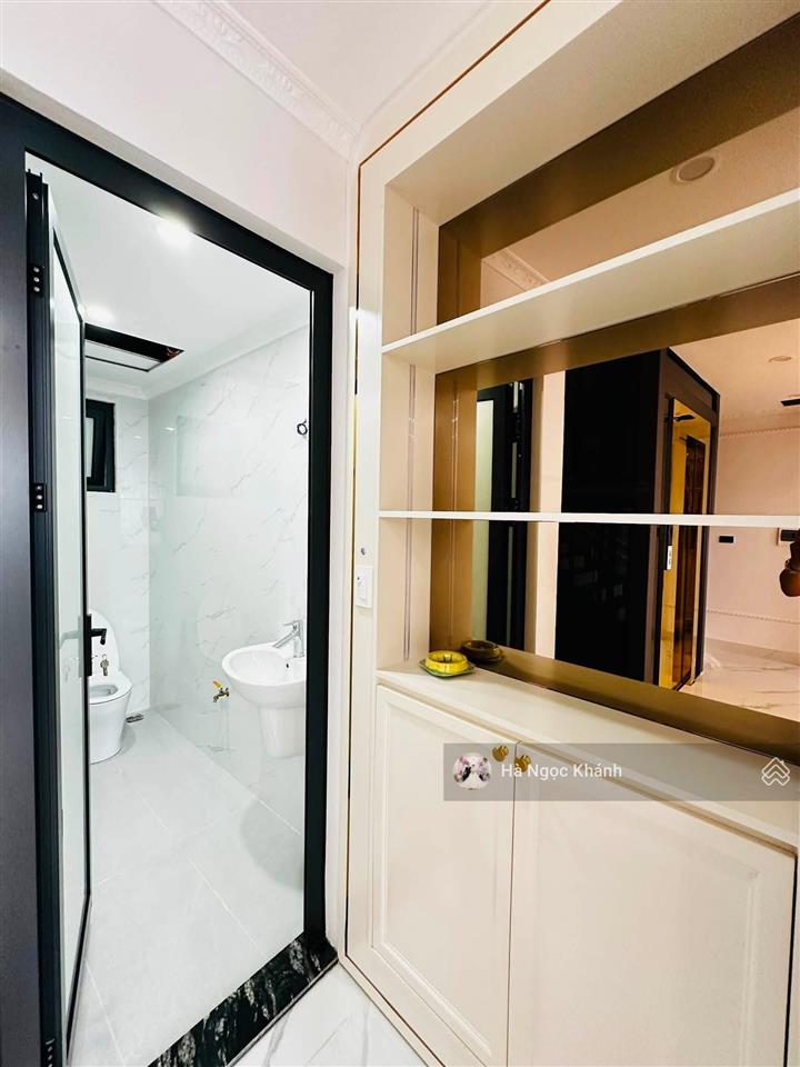 6,5m mặt tiền quyền lực | vỉa hè | mặt phố phạm văn đồng | 35m | 8 t | thang máy | kdoanh vip
