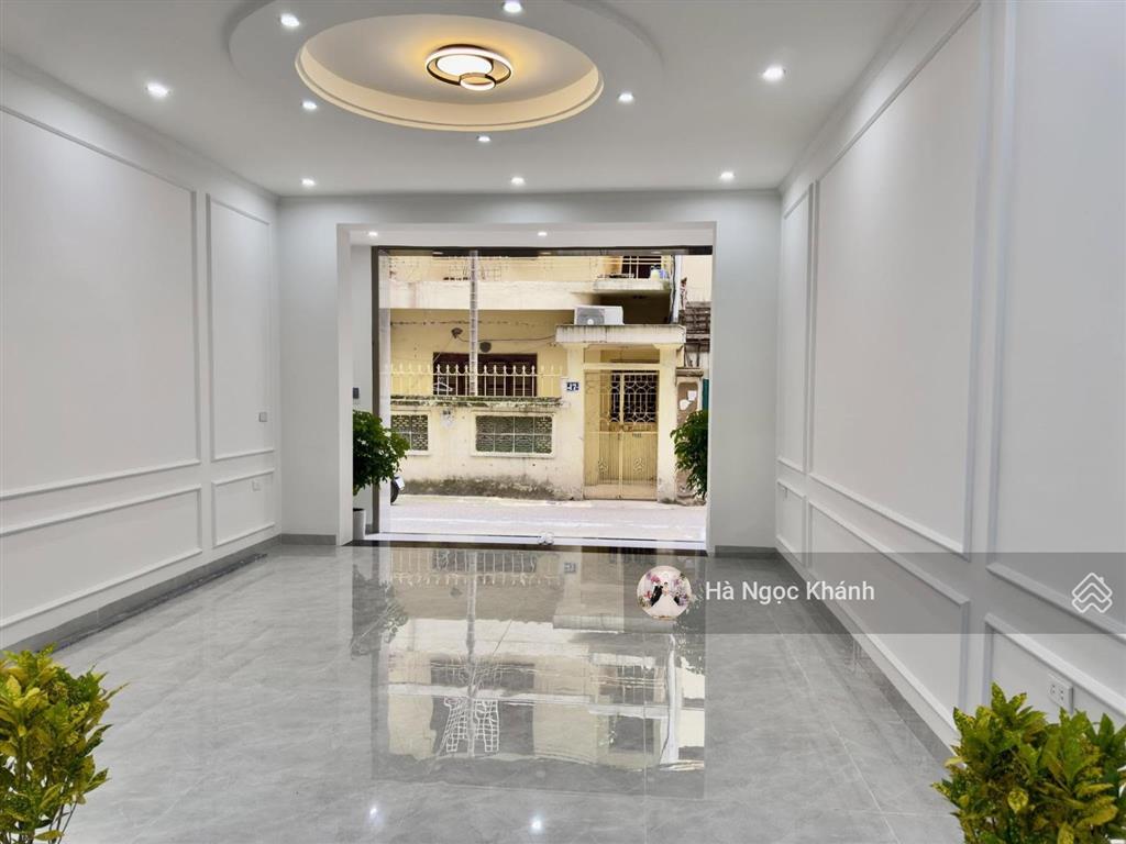 Ô tô tránh | vỉa hè | 2 thoáng | nguyễn khánh toàn | 60m | 5 tầng | đỉnh cao tiêu chí kép ở/kdoanh