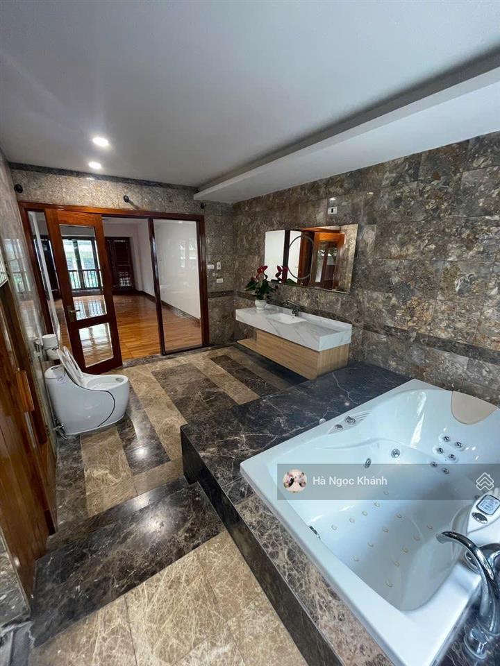 Phân lô ô tô tránh  vỉa hè  lê đức thọ  60m  6 tầng  thang máy  lô góc  ở sướng, kdoanh đỉnh
