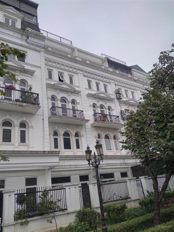 Chính chủ cần cho thuê nhà mới 5 tầng dt sàn 400m2 louis đại mỗ, có thang máy, giá 35 tr/tháng
