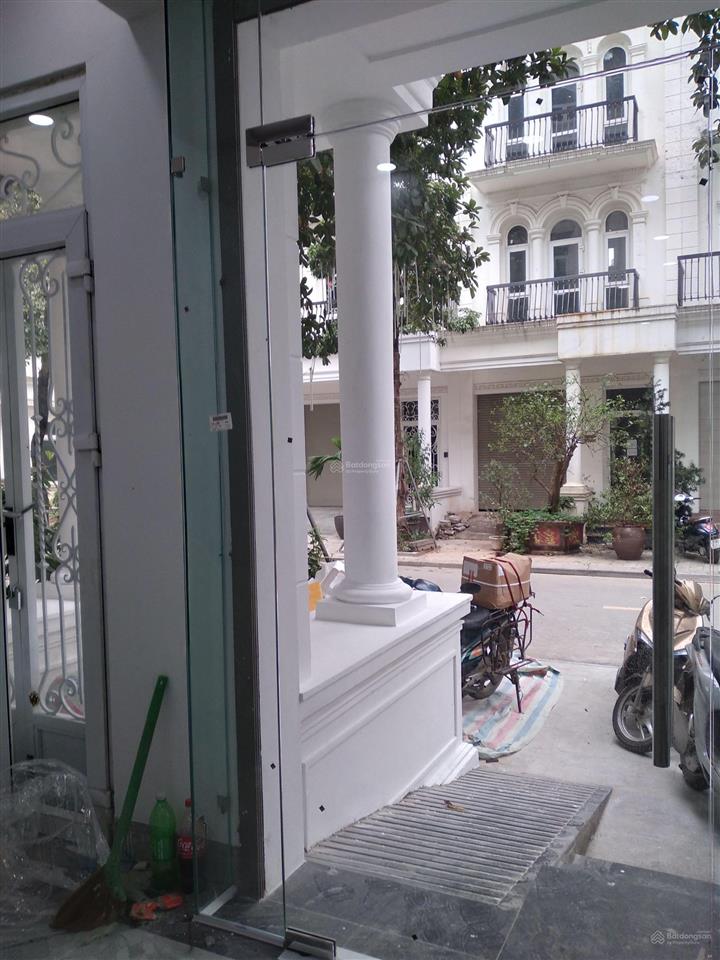 Chính chủ cần cho thuê nhà mới 5 tầng dt sàn 400m2 louis đại mỗ, có thang máy, giá 35 tr/tháng