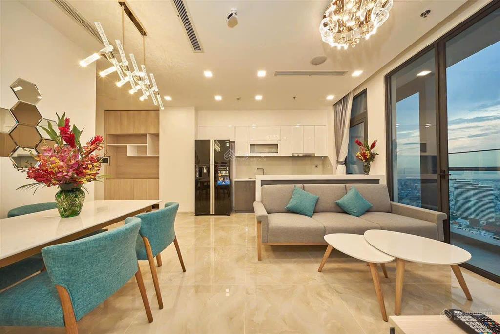 Cho thuê ch vinhomes golden river ba son, giá thuê 28 triệu/tháng, tầng cao view sông đắt giá