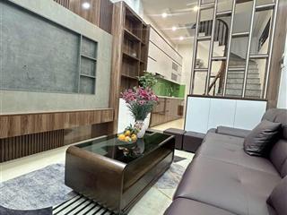 Bán nhanh. nhà thanh xuân. xây mới 6 tầng thang máy. ô tô dô cửa. phân lô cán bộ. an sinh đỉnh