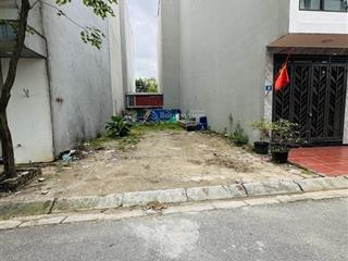 Chủ cực mót bán lô đất phân lô vỉa hè phường việt hưng rẻ nhất khu vực