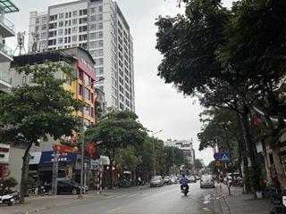 Chủ mót lắm rồi! đất đẹp phố nguyễn sơn ô tô tránh chỉ hơn 200tr/m2