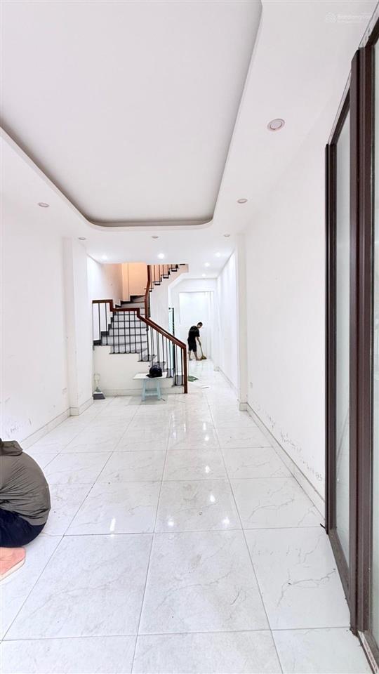 Cho thuê nhà riêng 40m2, 7 triệu vnd tại ngô gia tự, phường việt hưng, quận long biên, hà nội