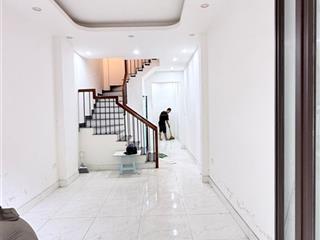 Cho thuê nhà riêng 40m2, 7 triệu vnd tại ngô gia tự, phường việt hưng, quận long biên, hà nội