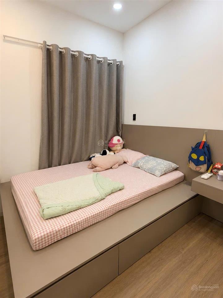 Cho thuê cc 2pn, 2wc, 75m2 tại saigon south residences, 15 triệu vnd