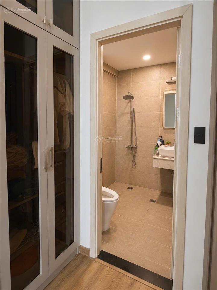 Cho thuê cc 2pn, 2wc, 75m2 tại saigon south residences, 15 triệu vnd