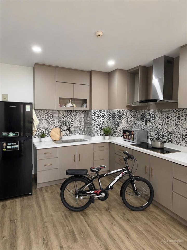 Cho thuê cc 2pn, 2wc, 75m2 tại saigon south residences, 15 triệu vnd