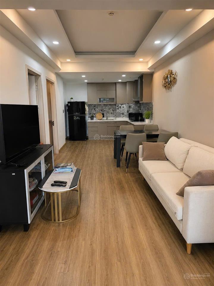 Cho thuê cc 2pn, 2wc, 75m2 tại saigon south residences, 15 triệu vnd
