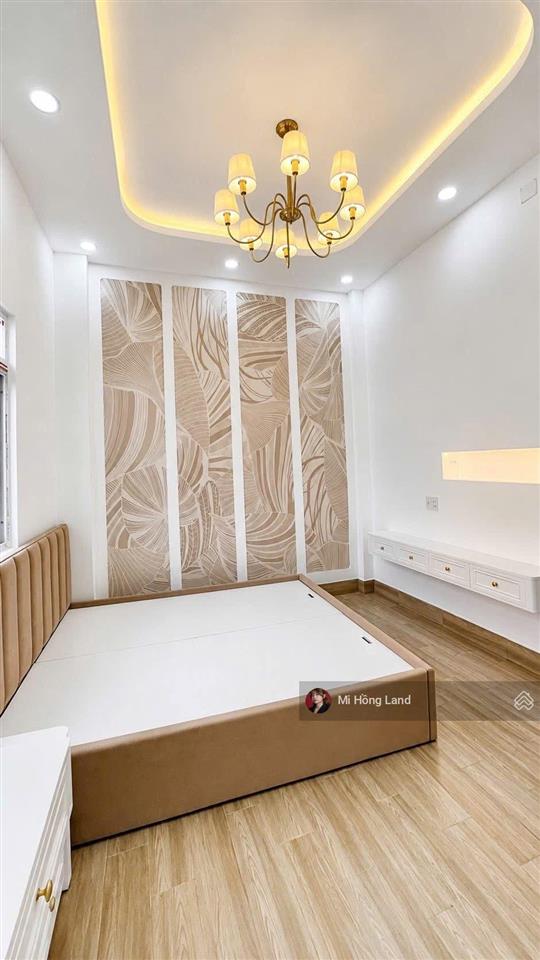 Hot nhà phố đẹp mãn nhãn ngang 6m bề thế cực hiếm, 3 tầng, 6tỷ8 trao đổi